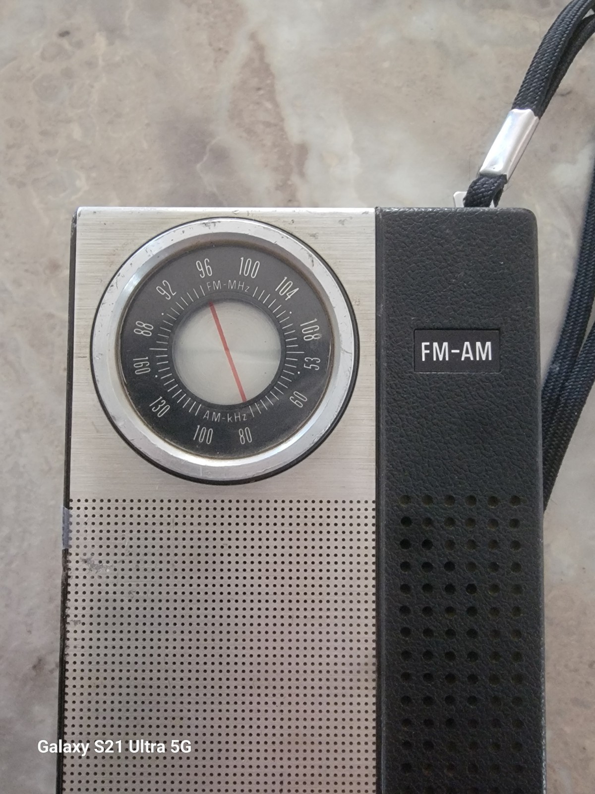 Vintage Transistor Radio- PANASONIC MODEL RF 511 AM/FM- JAPAN- tested & works