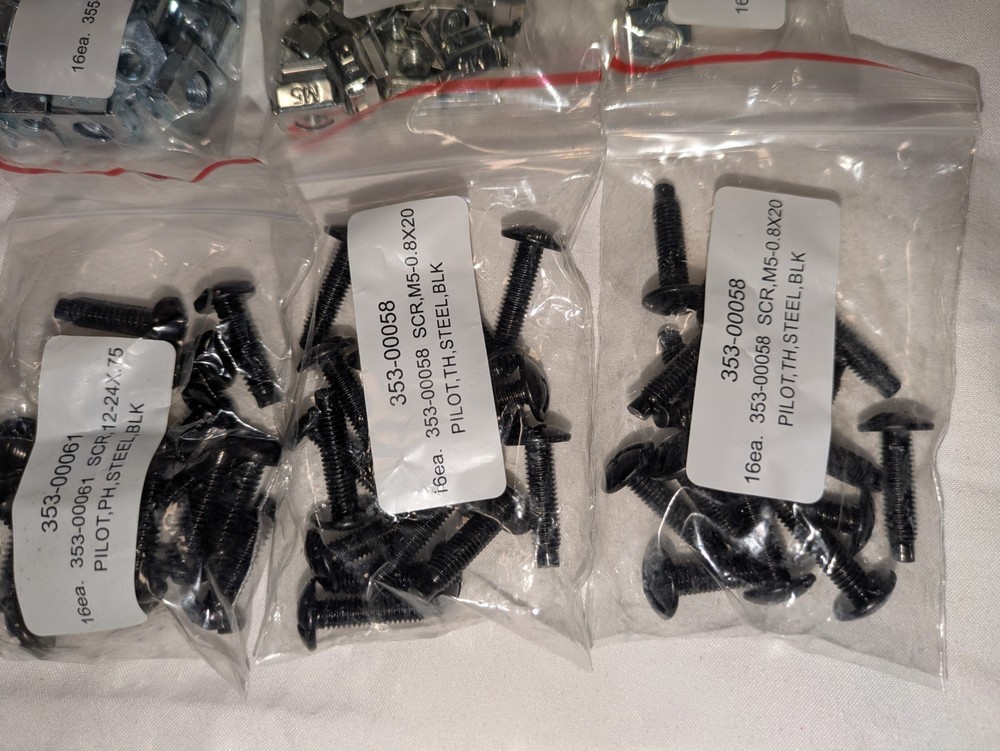 NetApp Rack Mount Hardware Screw & Cage Nut Lot