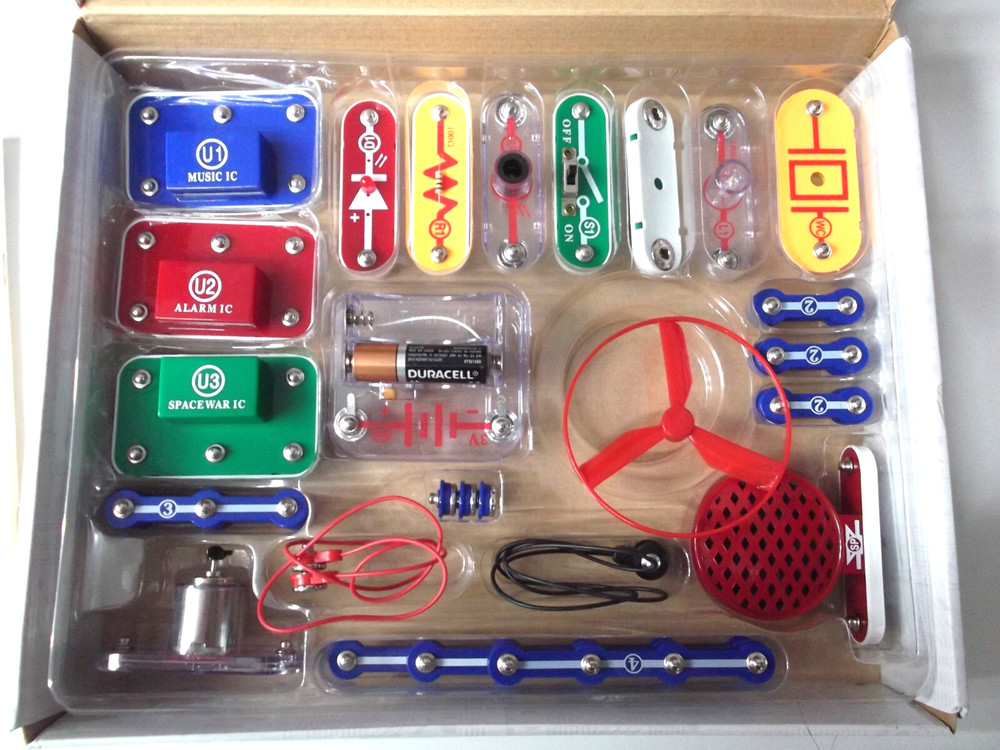 ELENCO Snap Circuits Jr.� 100 Experiments Electronics Discovery Kit Set Complete