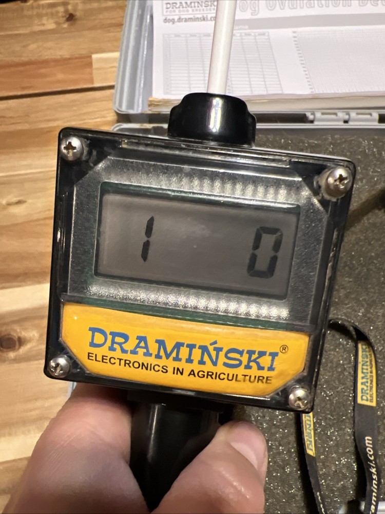 Draminski Dog Ovulation Detector ED21179 W/ Case, Manual, Data Sheet