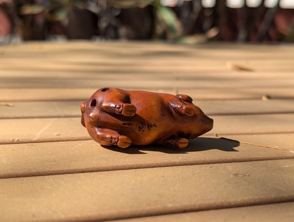 netsuke pig Japanese charm