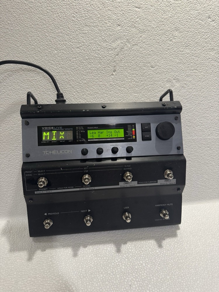 TC HELICON Voicelive Harmony Correction Effects Vocal Processor