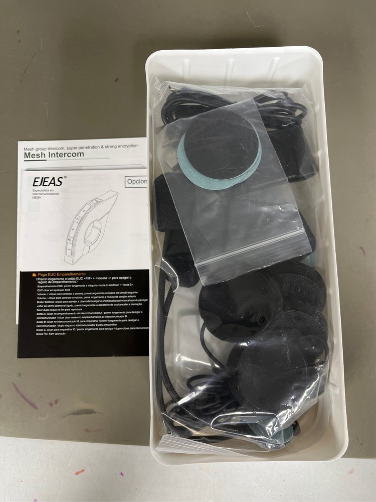 EJEAS V6 Motorcycle Bluetooth Headset, 2 Riders Motorcycle Intercom Helmet Commu