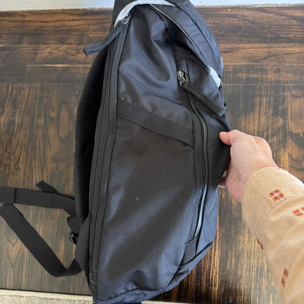 Gregory Sketch 28 Liter Daypack Backpack Black/Gray