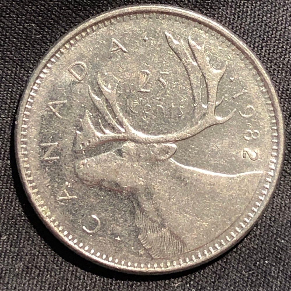 1982 Canada 25 Cent Copper-Nickel Coin - XF (Extra Fine) condition