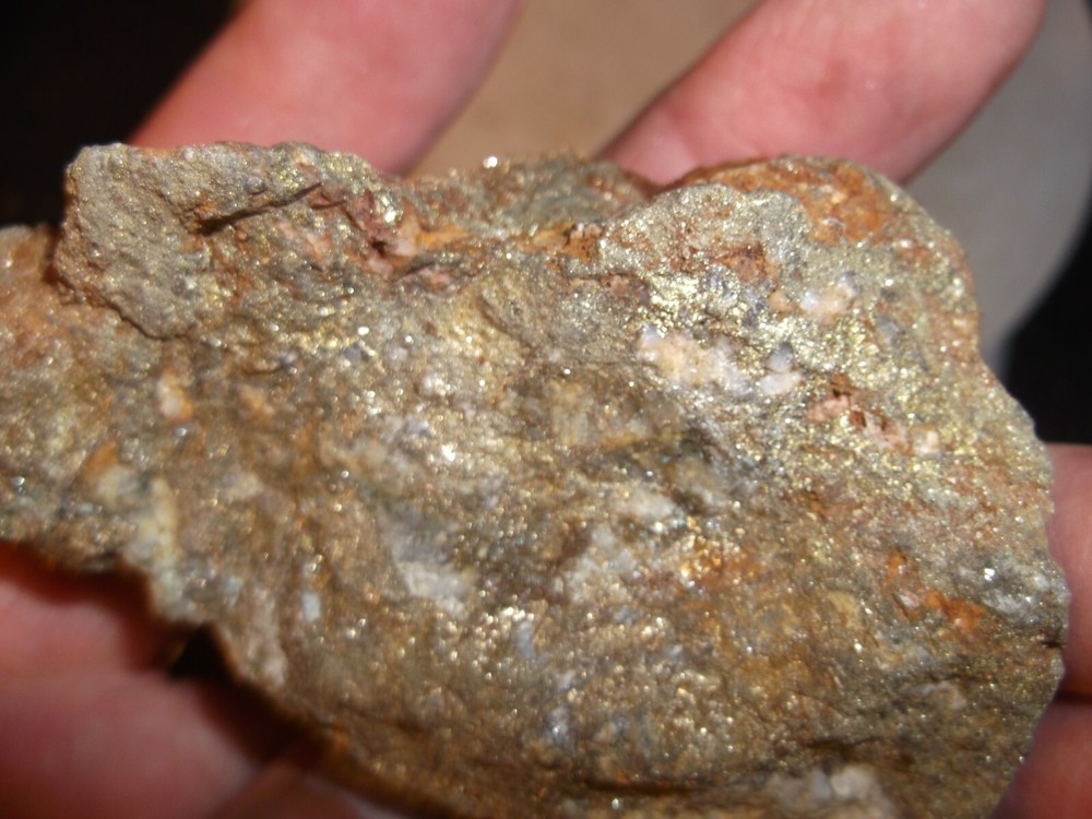 gold silver copper ore, 146 grams samples ,ore high grade .