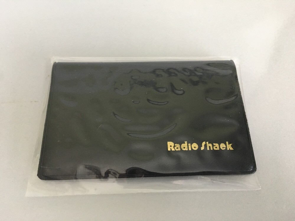 RADIO SHACK LCD FOUR-LANGUAGE TRANSLATOR 63-666 R12770