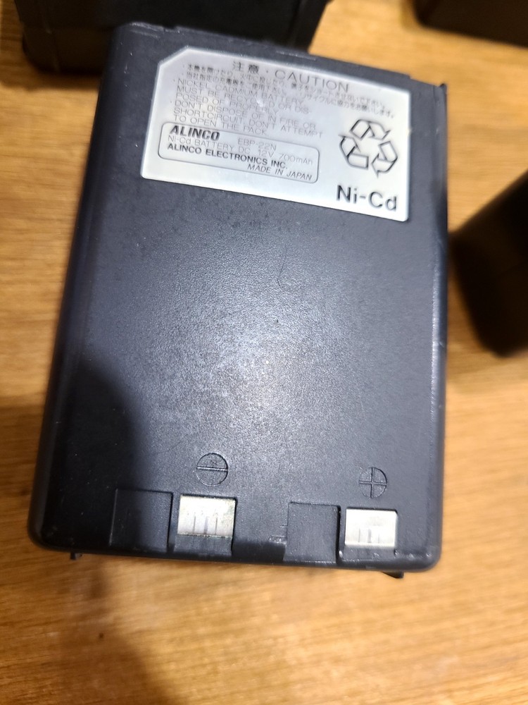 Alinco DJ-580T Handheld Transceiver, VHF/UHF Tested Works!