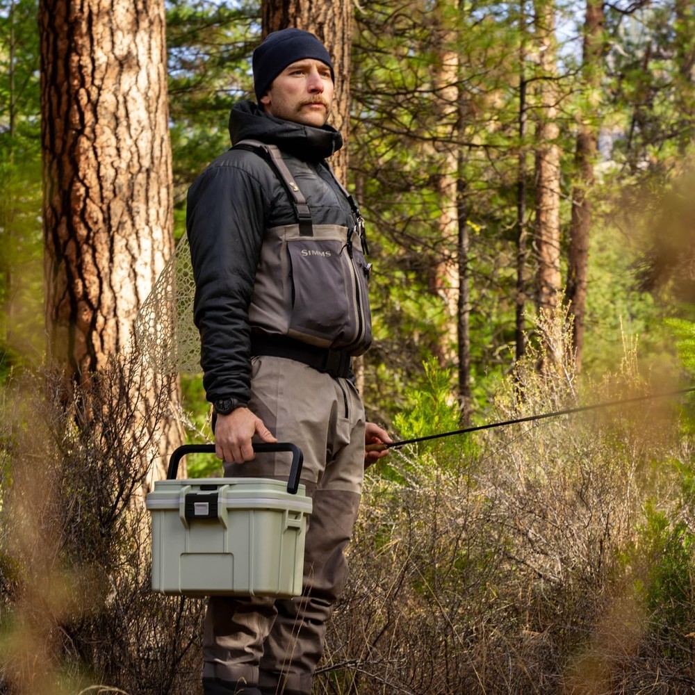 Pelican 8QT Personal Cooler & Dry Box