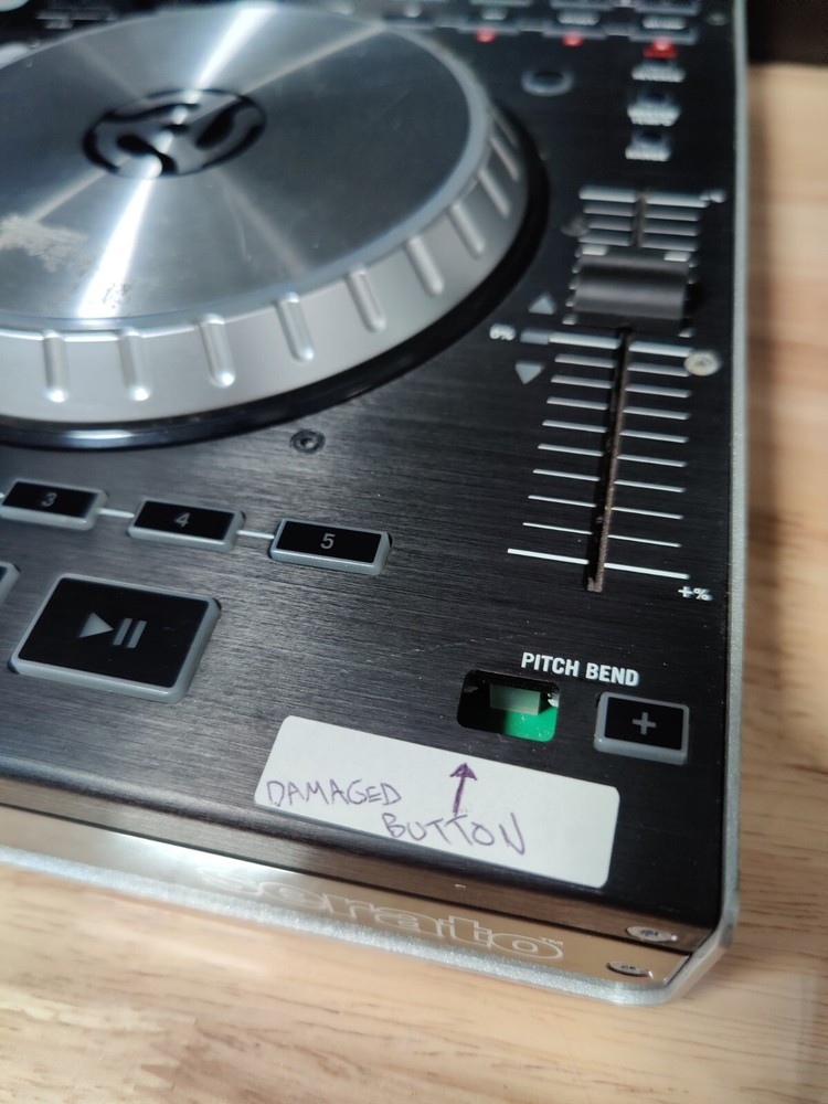 Numark NS6 4 Channel DJ Controller (READ)