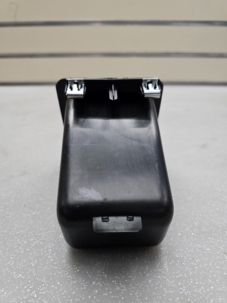 99-06 Silverado Sierra Front Dash Instrument Panel Cubby Bin Storage Compartment