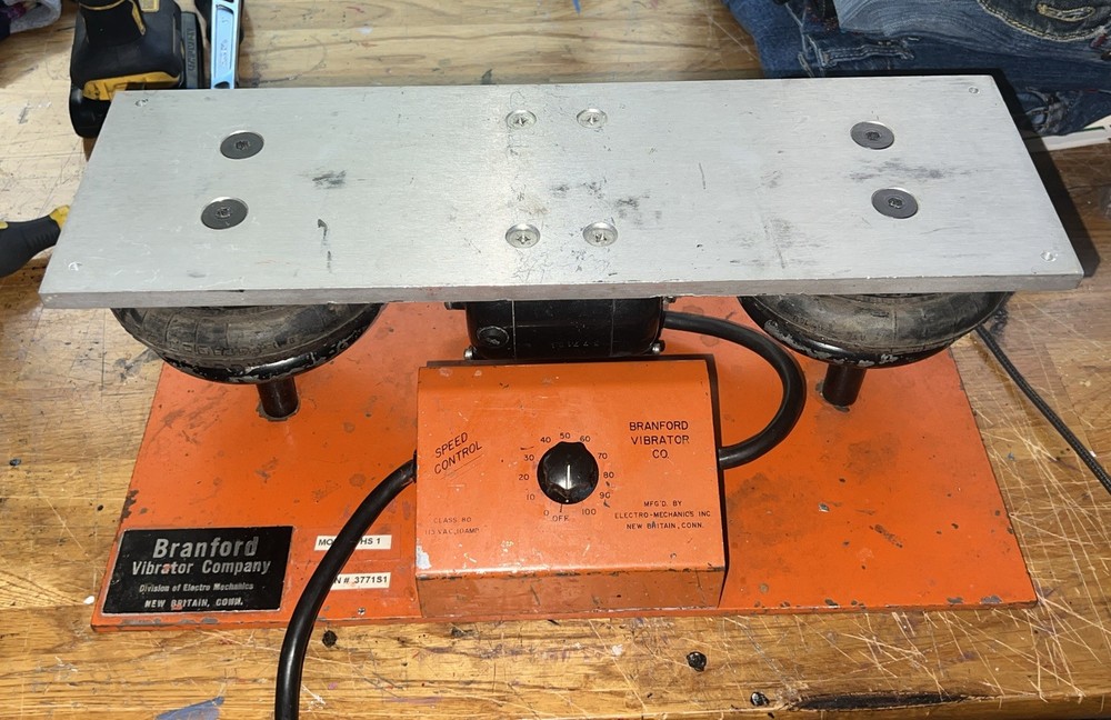 Branford Benchtop Vibration Table HS-1 w/Variable Speed Control 115AC