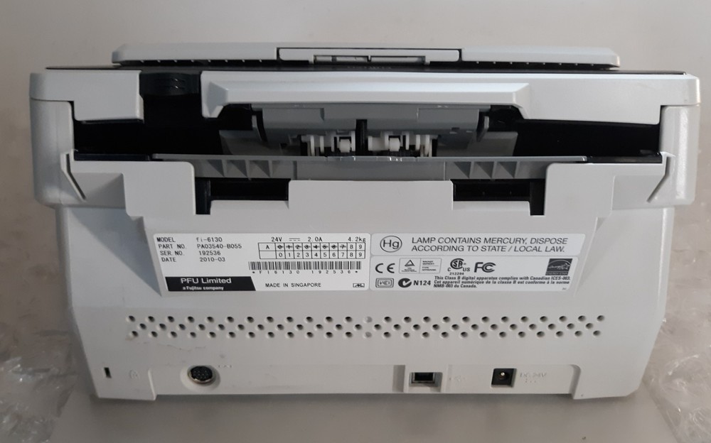 Fujitsu FI-6130 Document Scanner *FOR PARTS*