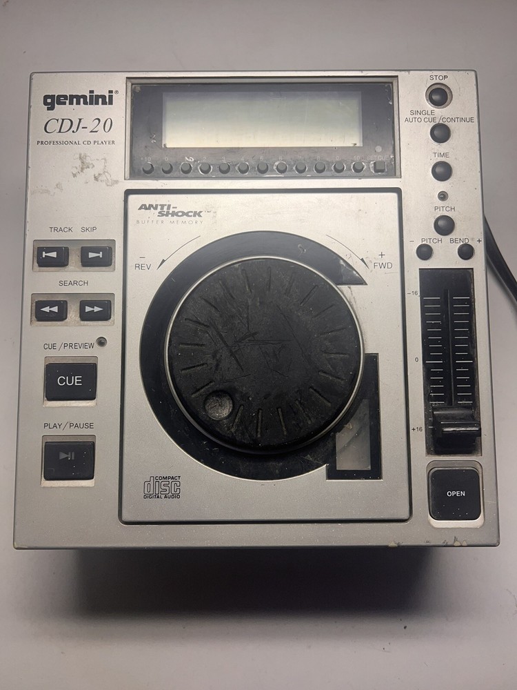 GEMINI CDJ-20 Professional CD Player Deck DJ Controller Turns on Unsure if works