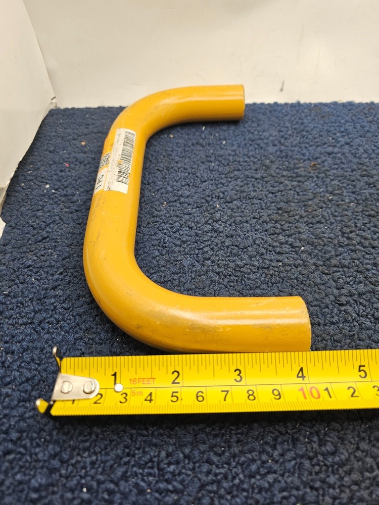 CAT 8G-2019: Machine Frame Grab Handle