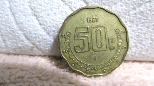Qty 32 Assorted Mexican Coin Lot