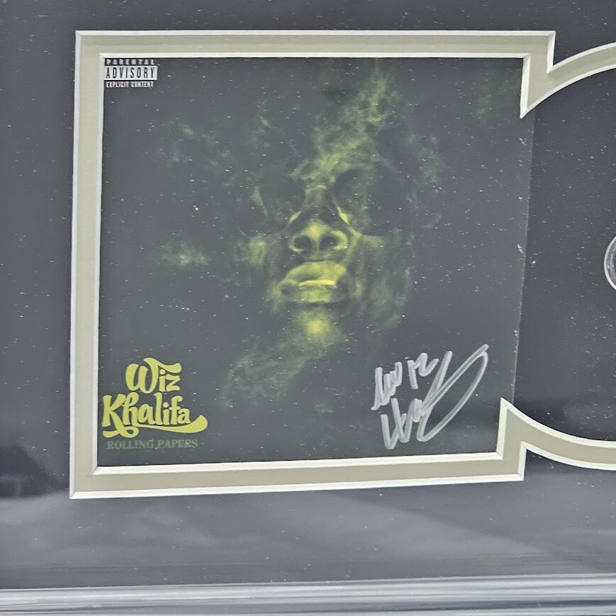 Wiz Kahlifa Signed Rolling Papers CD Autographed authenticated COA