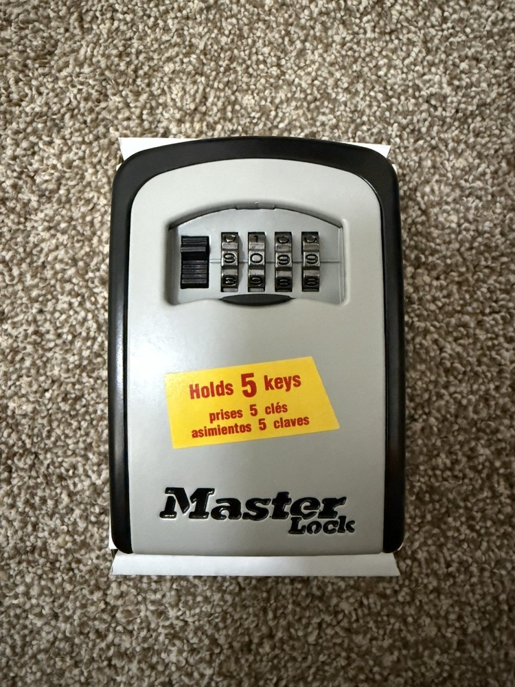 Master Lock 5401DHC 5-Key Locking Combination Steel Box - Black/Silver