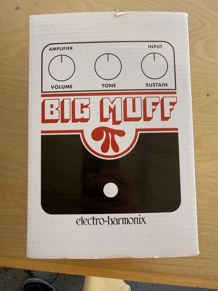 Electro Harmonix Big Muff Fuzz Pedal