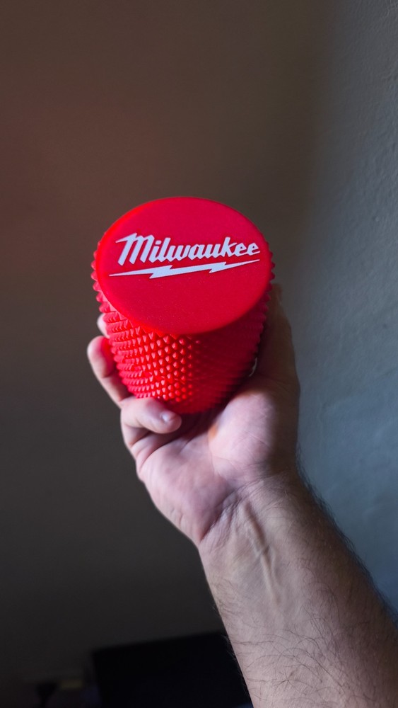 milwaukee Threaded Container