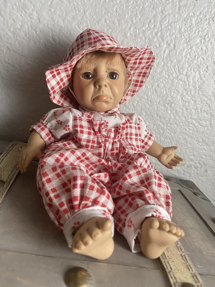 Haunted Dolls-ACTIVE-Siblings