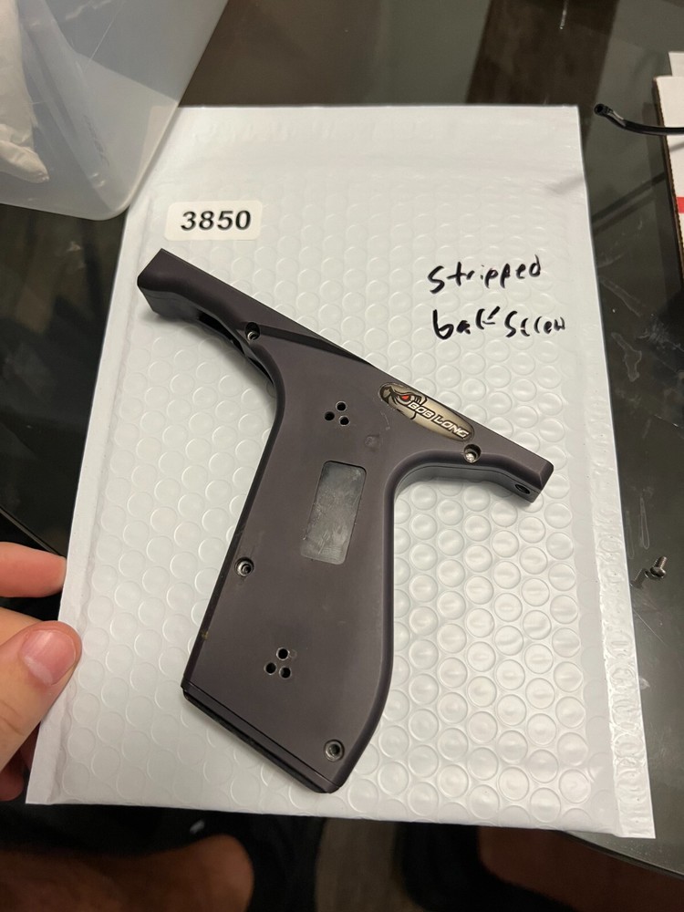 Infamous Intimidator Frame - nice shape 1 bad screw hole