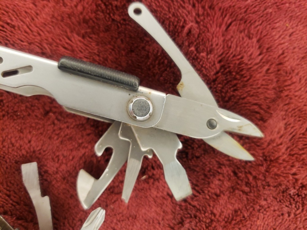 🔪🔪🔪 Gerber Multi Tool Needlenose MP400 with scissors 4sw