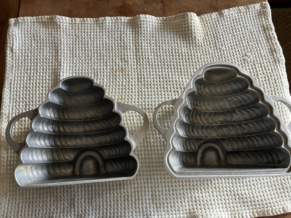 Beehive Heavy Duty Cake Mold