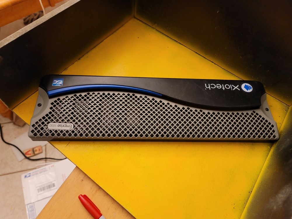 xiotech emprise 5000 front panel
