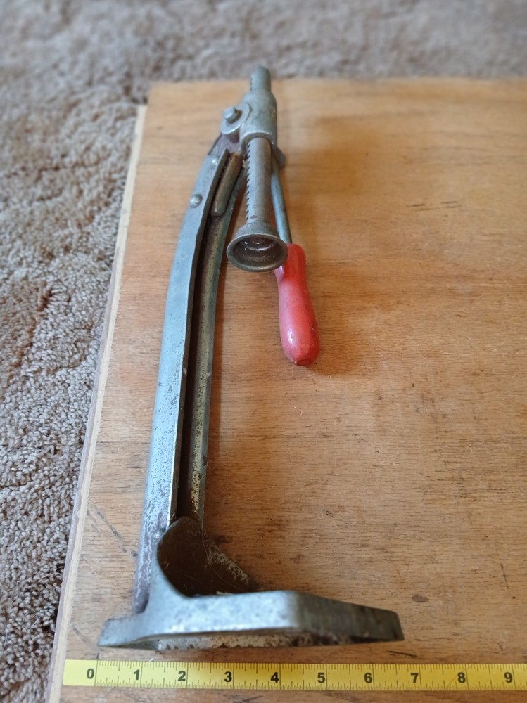 Bottle Sealer/Capper - Used