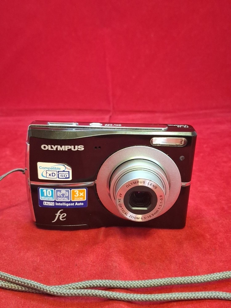 Olympus Fe-45 10mp digital camera Black Inc Memory Card D2