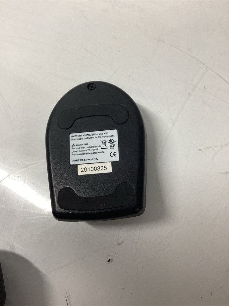 Metrologic SCANNER MS1633 With Base Missing Battery N-916