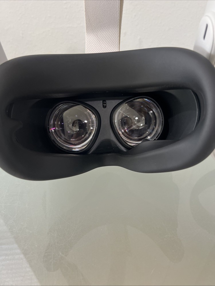 Meta Oculus Quest 2 Advanced All-In-One VR Headset - White
