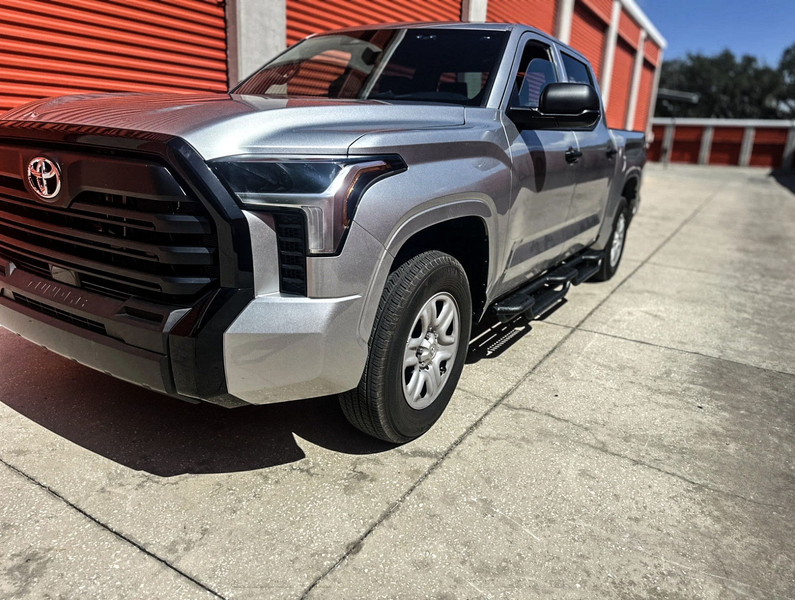 Vijay For 2022-2026 Toyota Tundra Crewmax Cab Running Board & Step Bar Nerf bar