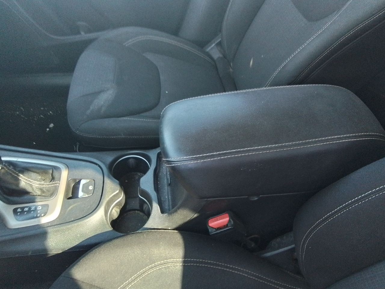 2015 Jeep Cherokee Radio Receiver 5" Display Screen w/o Satellite Radio