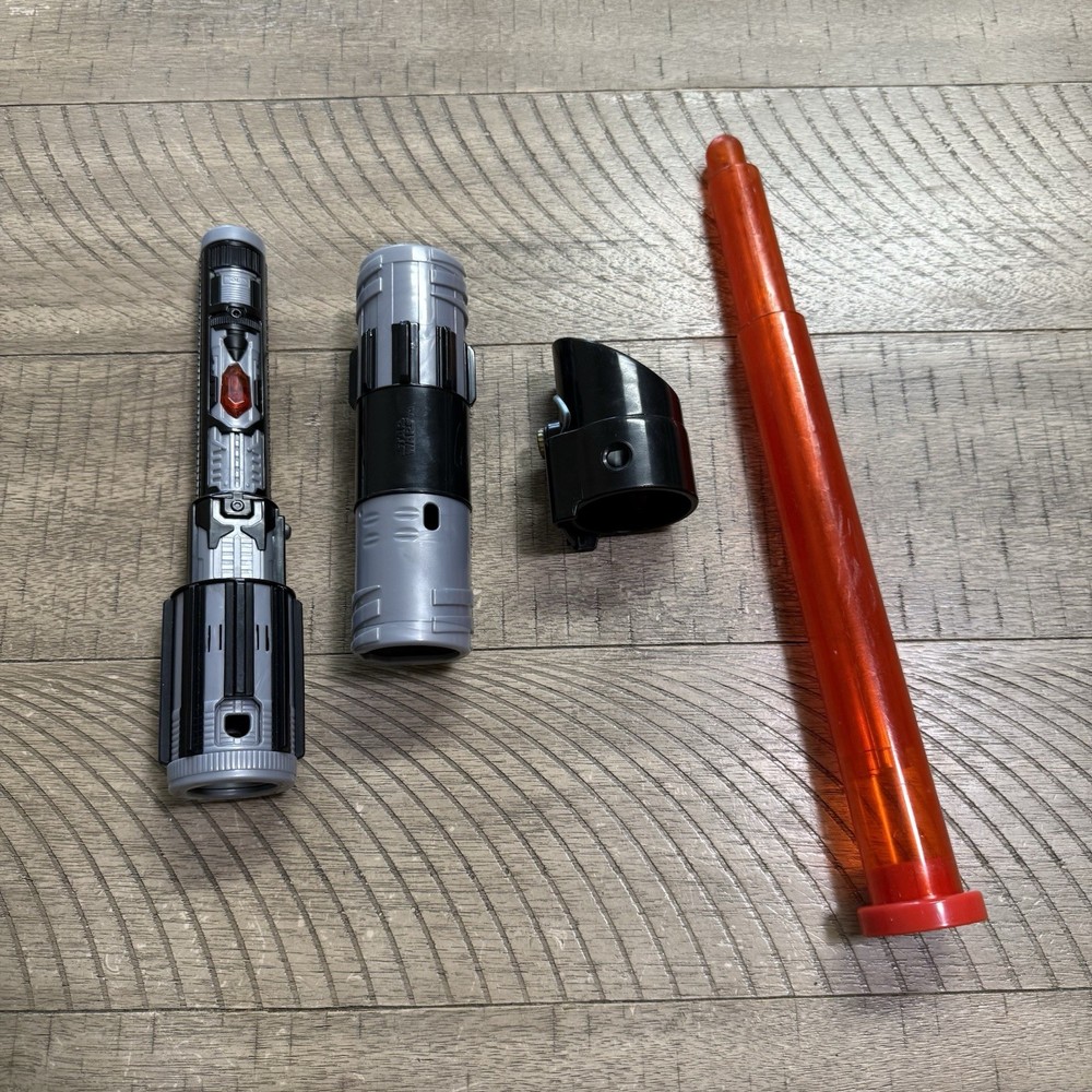 2021 Hasbro Star Wars Darth Vader Red Lightsaber Forge