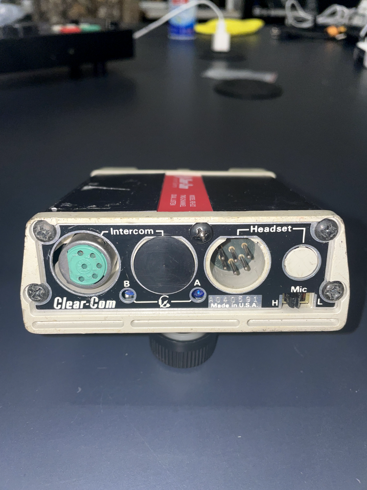 Clear-Com Intercom Systems Model 522 Two-Channel Dual Listen