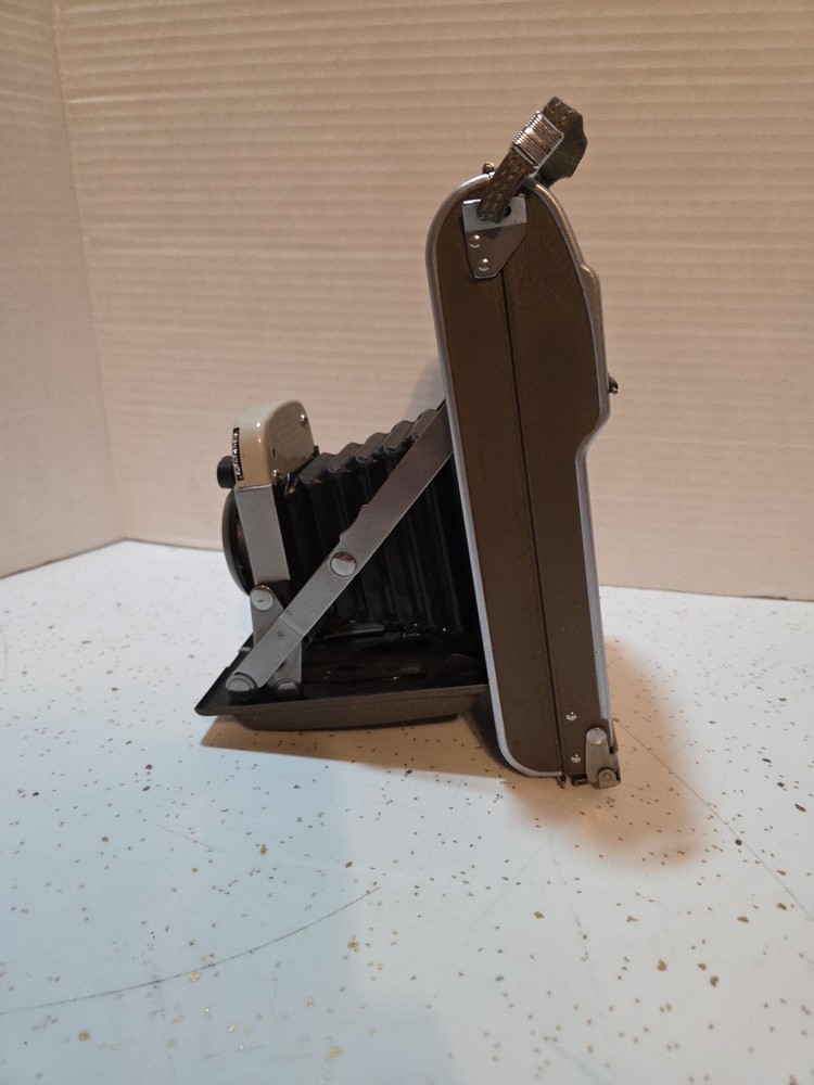 Polaroid Land Camera Model 80B - Untested AS IS CONDITION