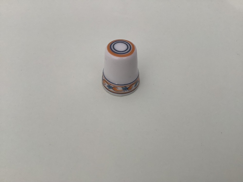 VINTAGE BONE CHINA THIMBLE - BLUE & BROWN DESIGN