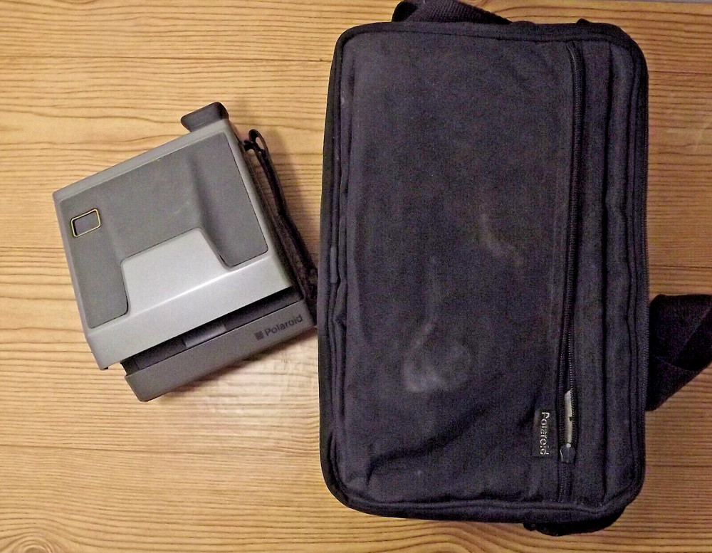 Vintage Polaroid spectra system camera - Untested - with camera bag