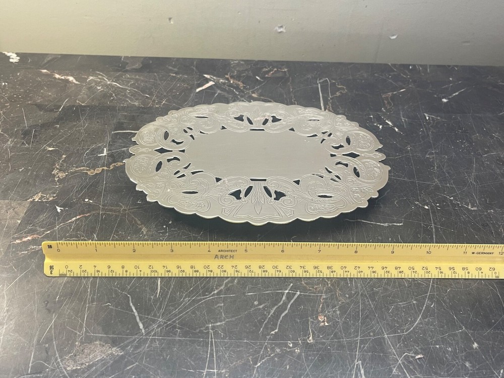 Silverplate Wallace Silversmiths Trivet Oval Footed Pot Holder