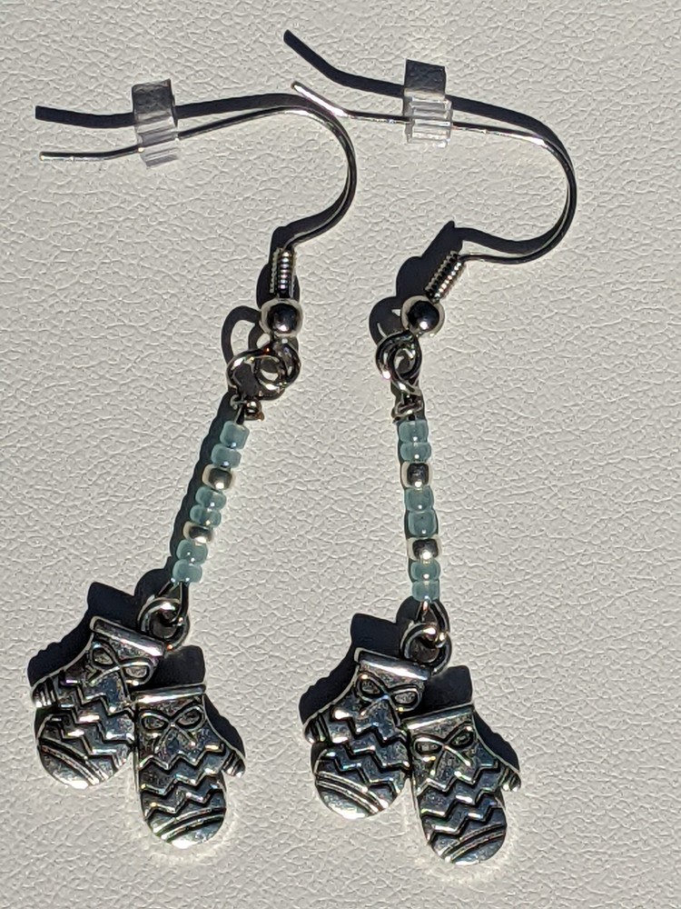 Winter Mittens Earrings
