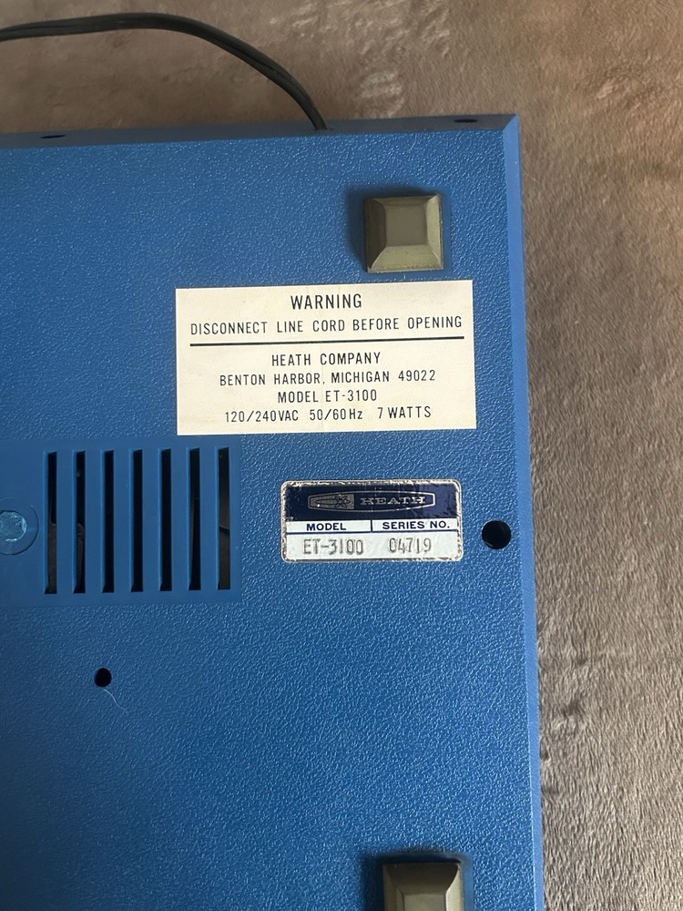 Vintage Heathkit Model ET-3100 Electronic Design Experimenter - Powers On