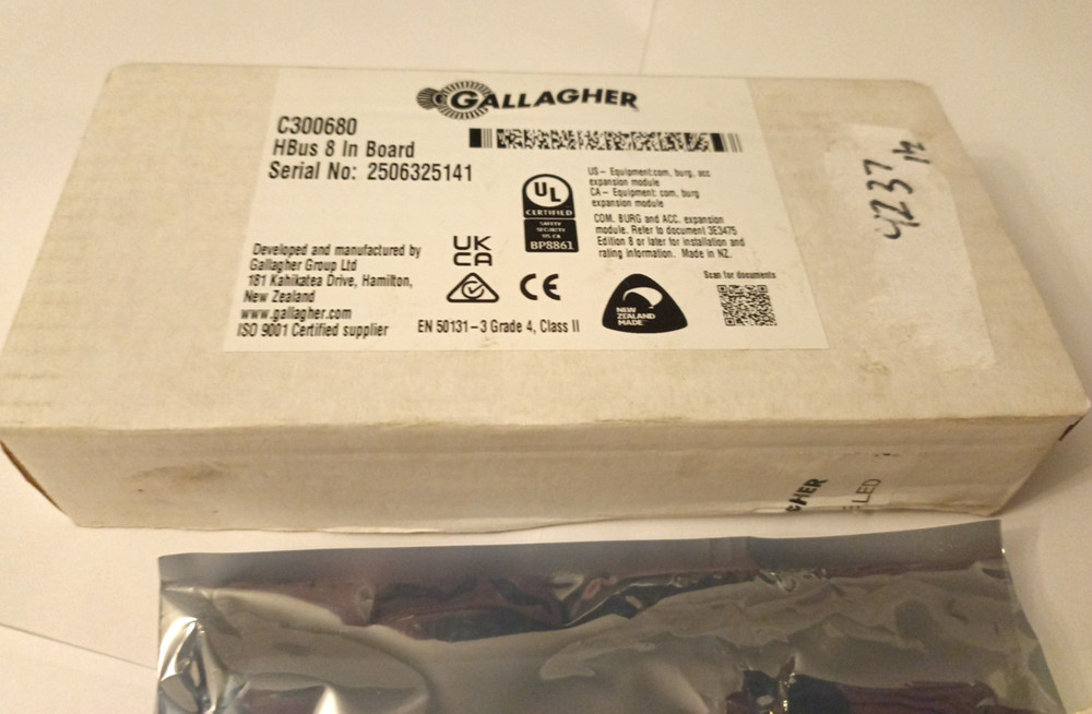 Gallagher C300680 HBUS 8 In Board - Open Box