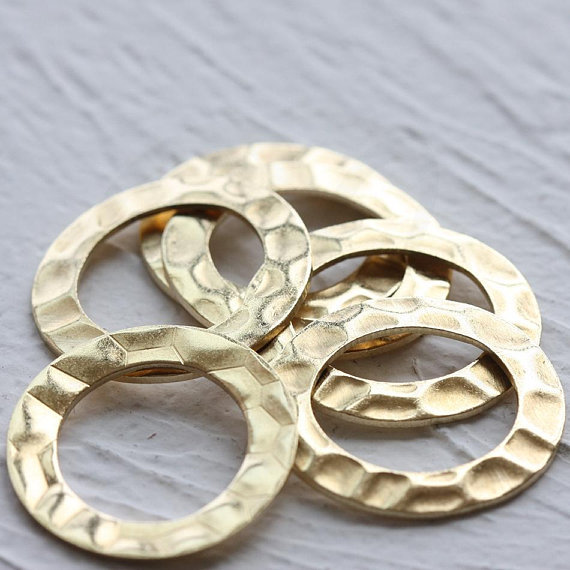 6 Pieces Raw Brass Textured Ring - Loop 27mm (3896C)