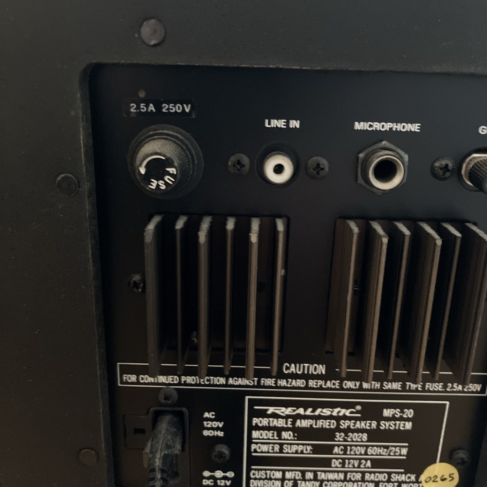 Realistic Portable Amplified Speaker System MPS-20