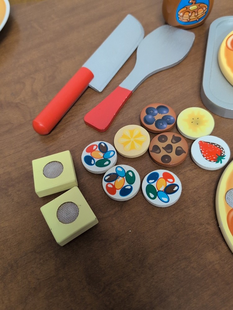 Melissa And Doug Flip & Serve Pancake Set