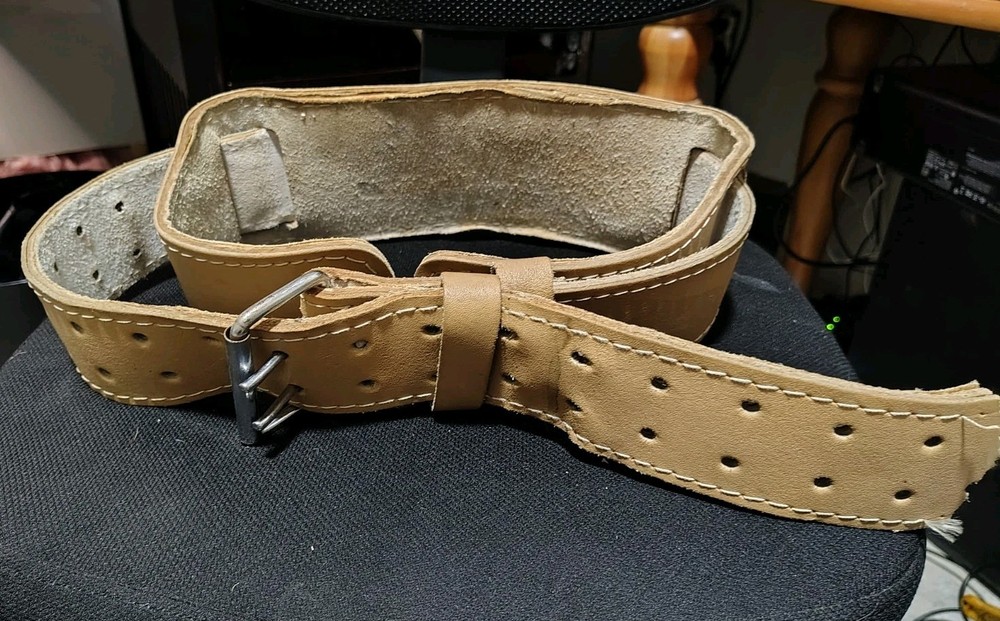 Multi Grip Weight Training Leather Lifting Belt. Used. Adjustable