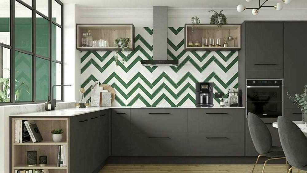 Espresso Machine with Large 3.5" Touch Screen - Fully Automatic