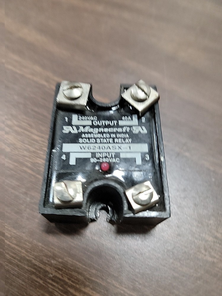 Magnecraft W6240ASX-1 Solid State Relay 90-280VAC